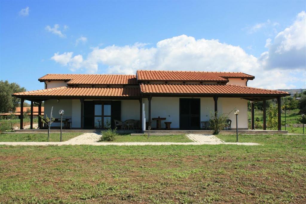 Agriturismo Ninea Ricadi Eksteriør billede