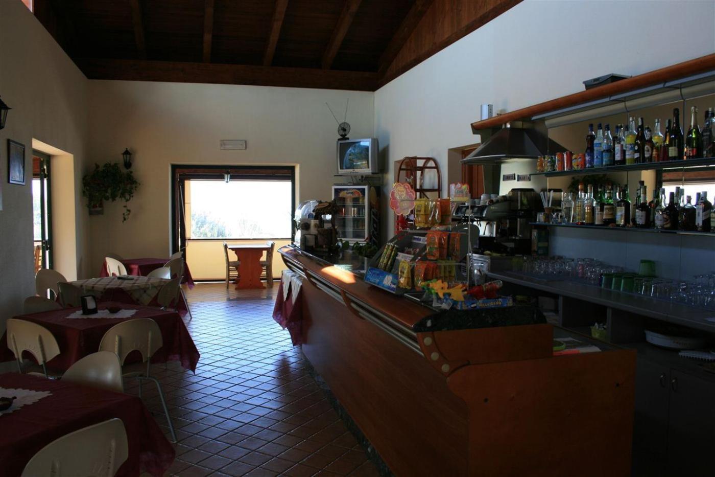 Agriturismo Ninea Ricadi Eksteriør billede