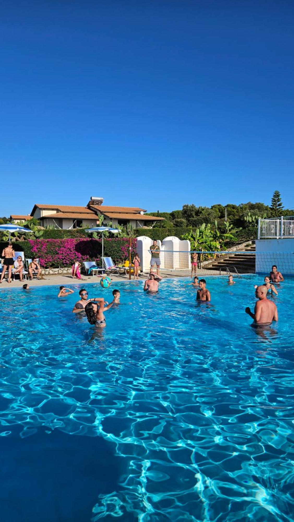 Agriturismo Ninea Ricadi Eksteriør billede