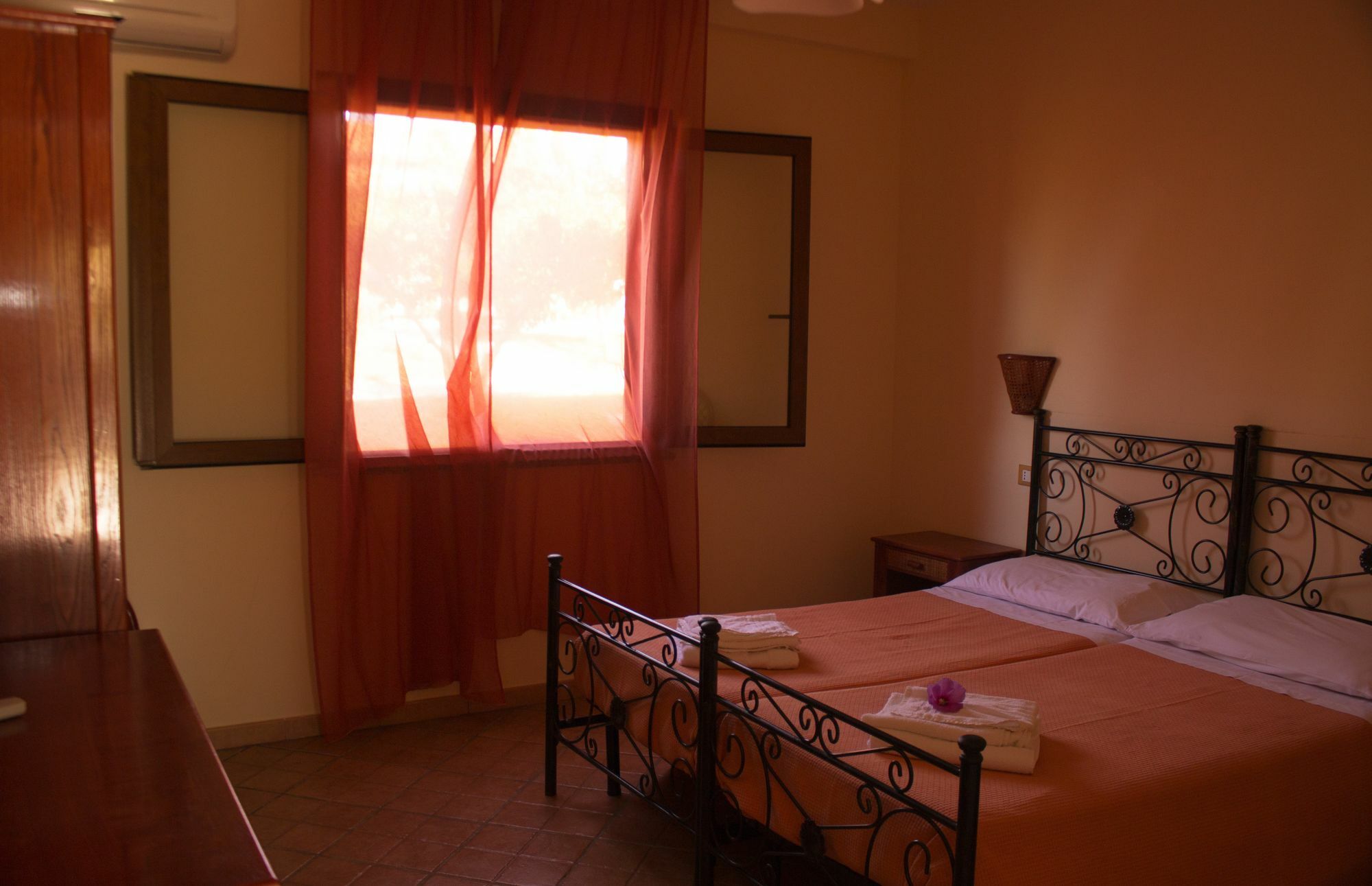 Agriturismo Ninea Ricadi Eksteriør billede